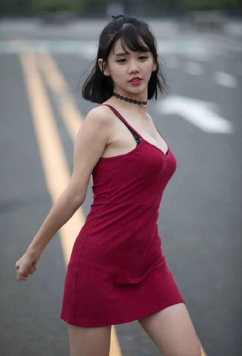 井川里予和男友“木村驼背仔”分手，网友道贺庆祝，拍摄的作品风格突变 - 柒兔瞄