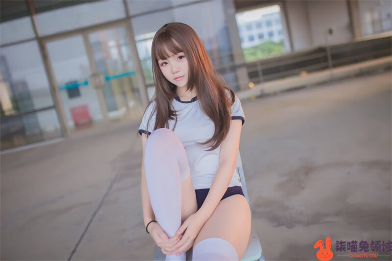 图片[4] - 大内幕！yoko宅夏cos有好几部百合作品，建议趁早保存 - 柒兔瞄