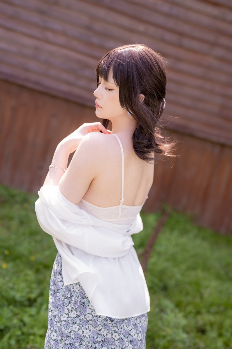 图片[4] - 美到窒息！@星之迟迟的户外COS作品太棒啦！? - 柒兔瞄