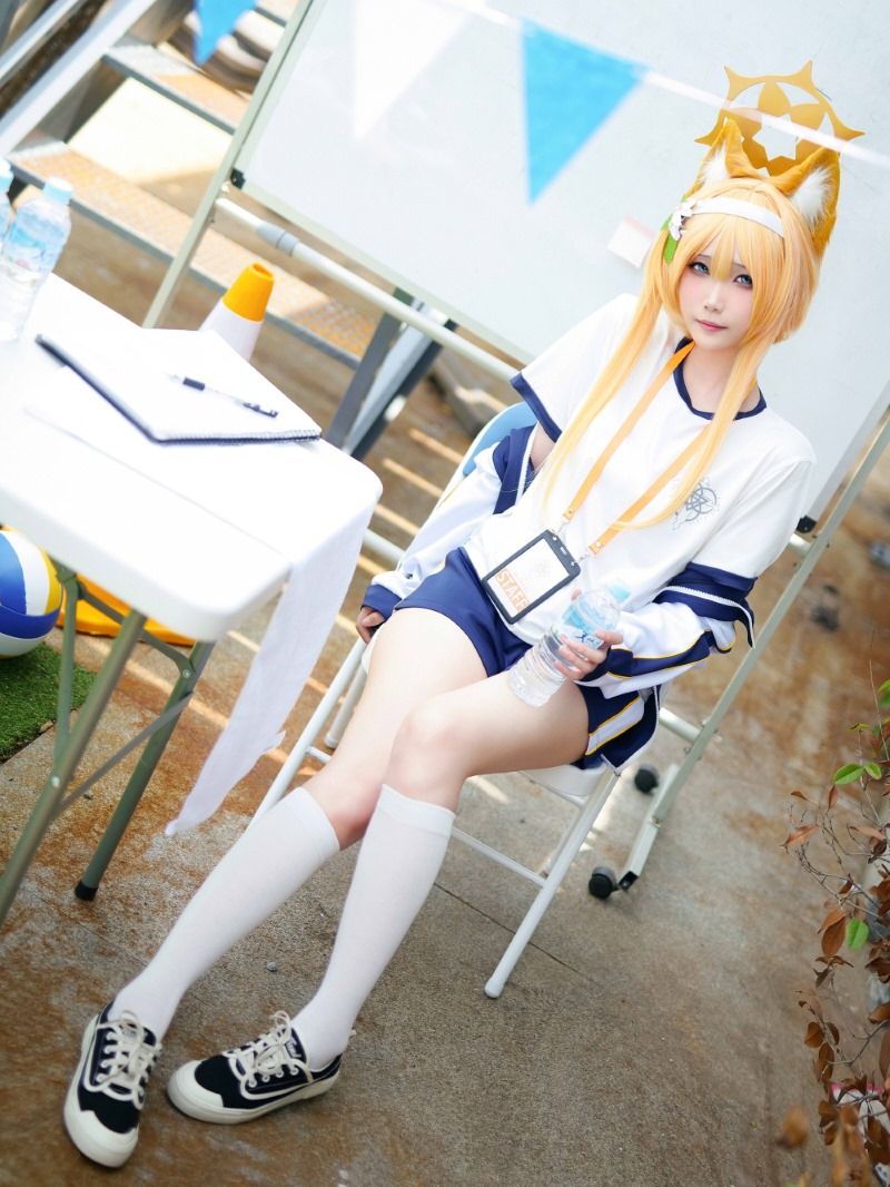 图片[2] - 太萌了！晓美妈cos BlueArchive伊落マリー体操服超可爱！ - 柒兔瞄