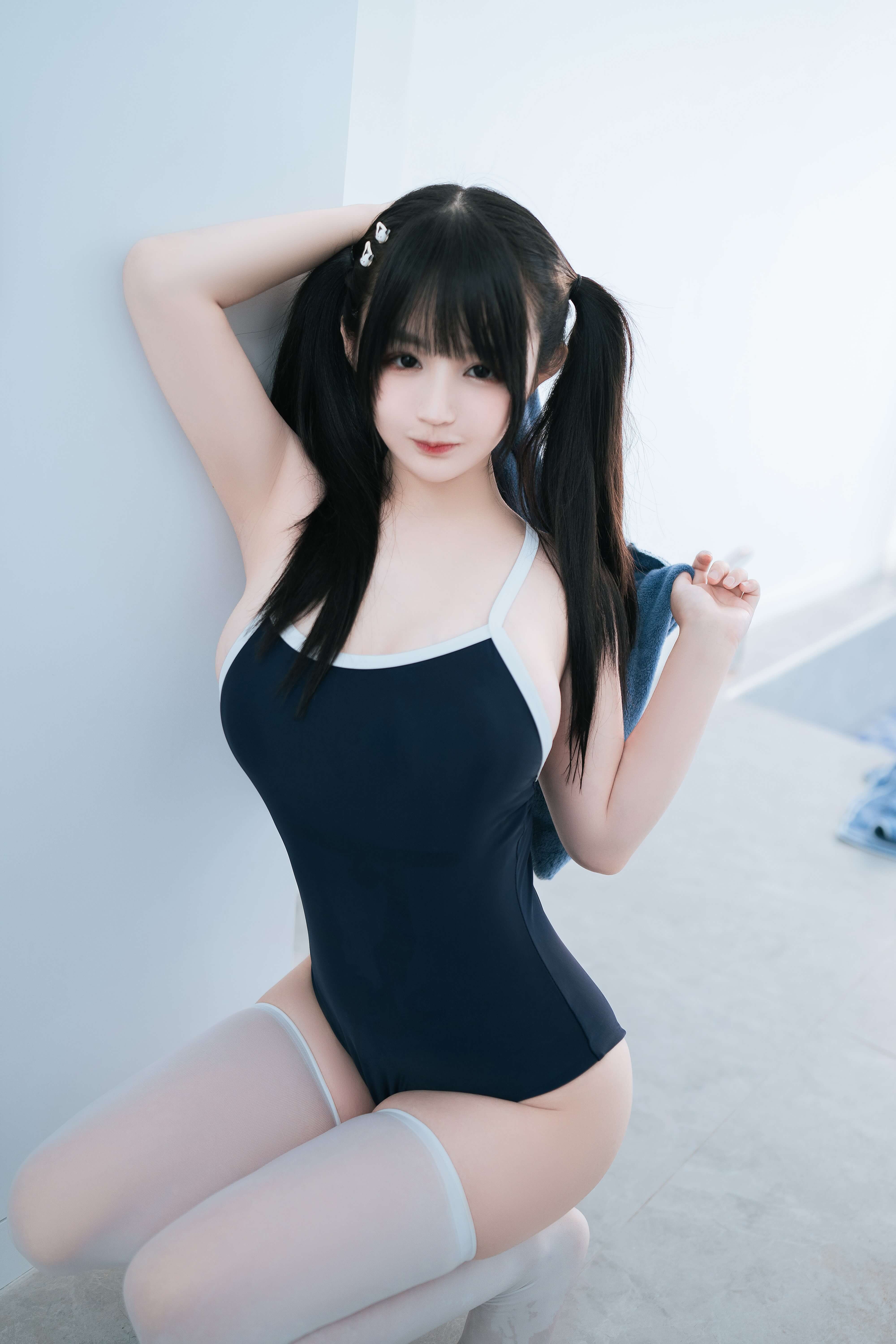 桜井宁宁白色丝袜COS，可爱少女活力满满！ - 柒兔瞄