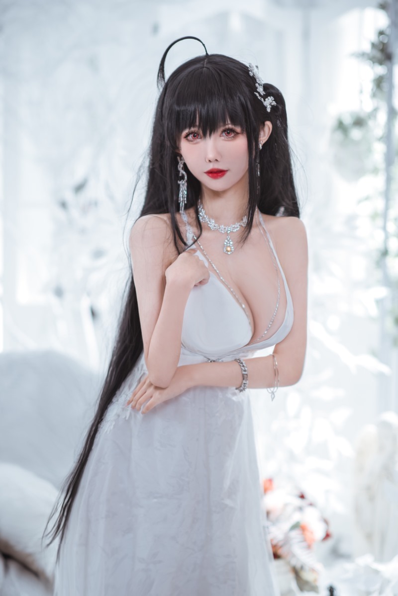 仙女月cos大凤花嫁，呈现出完美的粉色甜美。 - 柒兔瞄