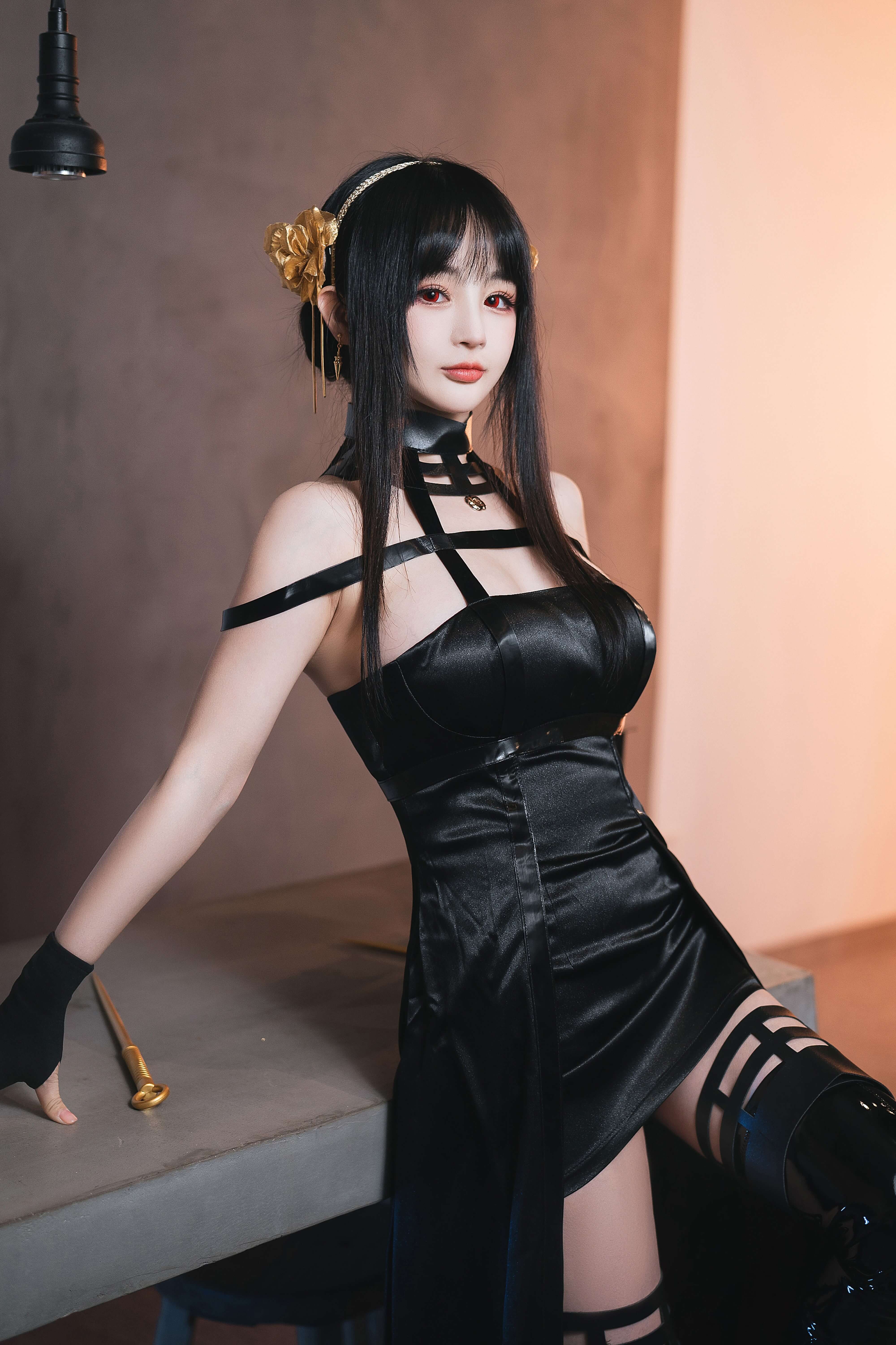 桜井宁宁COS《约尔太太》，看宁宁子同学还原约尔太太经典形象 - 柒兔瞄