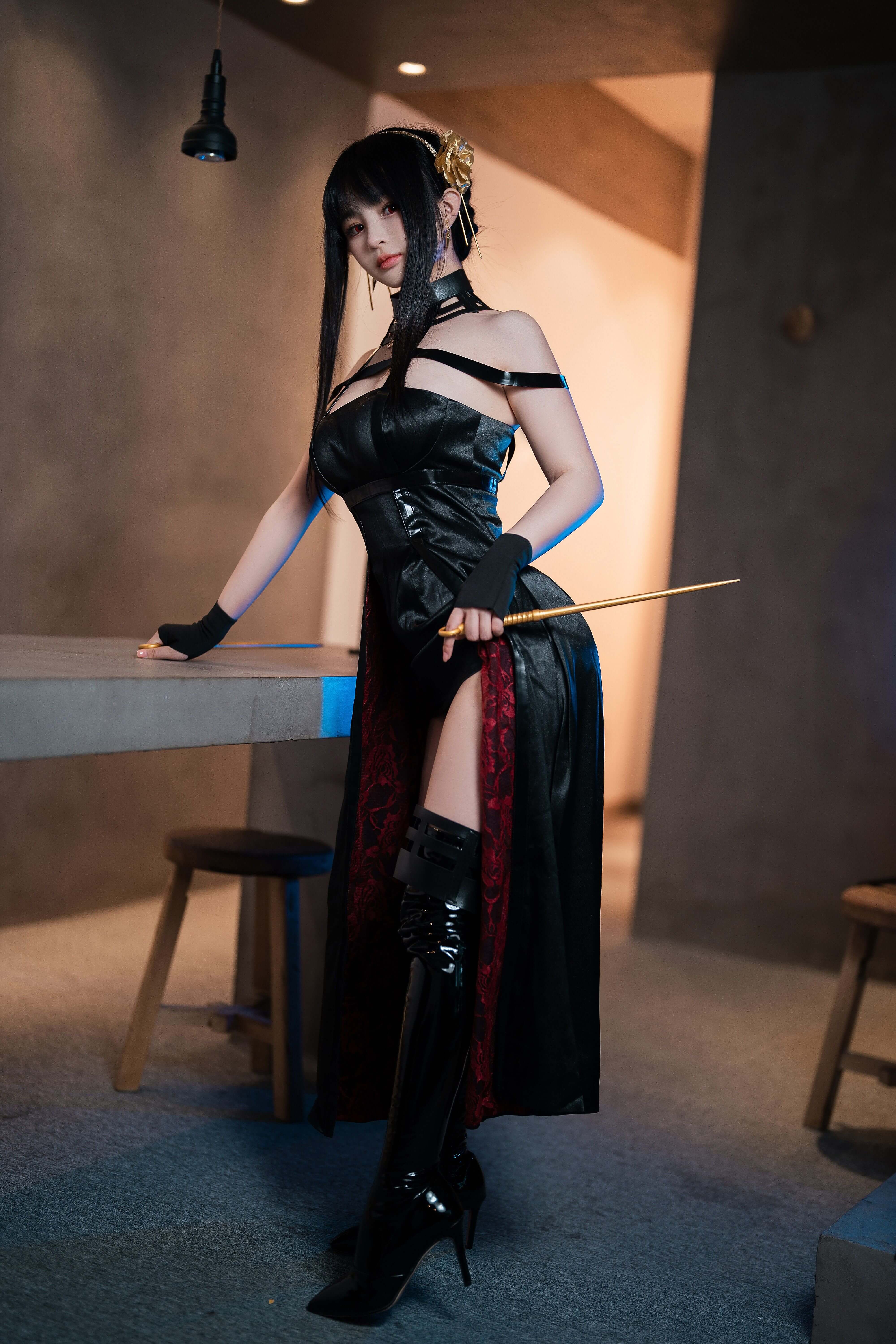 图片[3] - 桜井宁宁COS《约尔太太》，看宁宁子同学还原约尔太太经典形象 - 柒兔瞄